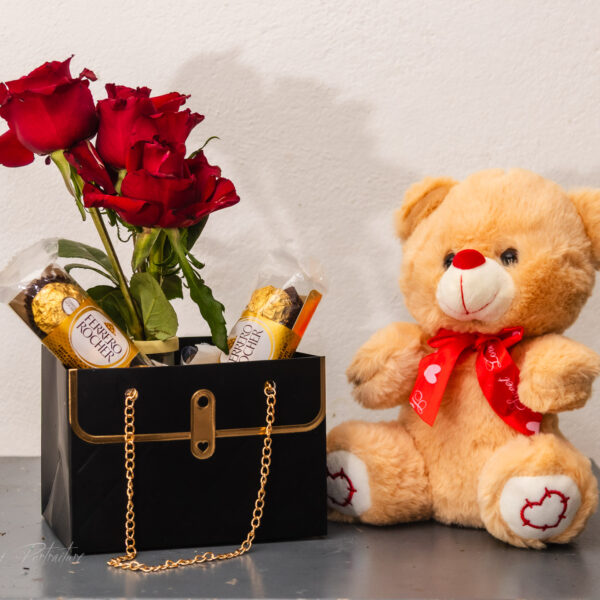 Sweetheart Surprise – Romantic Gift Box